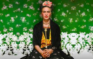 FRIDA KAHLO-01